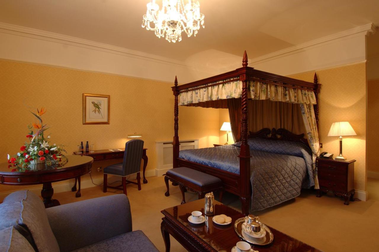 Barberstown Castle Hotell Straffan Rom bilde