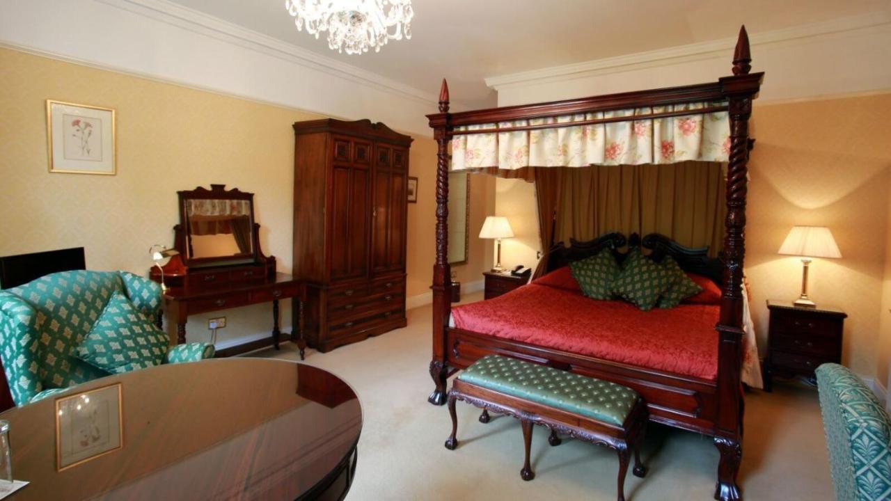 Barberstown Castle Hotell Straffan Eksteriør bilde